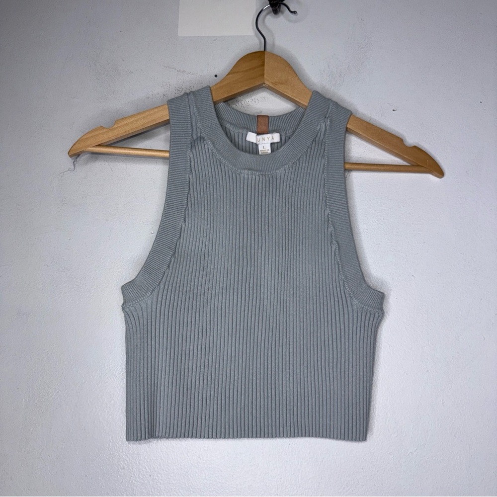lunya Ribbed Crop Tank Top in Light Gray